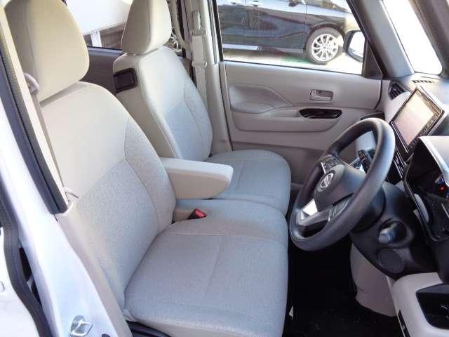 ルークス ６６０　Ｘ　社用車ＵＰ　アラウンドビュー　ドラレコ　アイスト　オートＬＥＤ　両側自動ドア　自動被害軽減ブレーキ　フルセグテレビ　禁煙　レーンアシスト　１オーナー　インテリジェントキ－　パワーウインドウ　ＥＴＣ（5枚目）