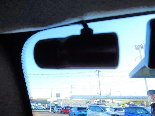 ルークス ６６０　Ｘ　社用車ＵＰ　アラウンドビュー　ドラレコ　アイスト　オートＬＥＤ　両側自動ドア　自動被害軽減ブレーキ　フルセグテレビ　禁煙　レーンアシスト　１オーナー　インテリジェントキ－　パワーウインドウ　ＥＴＣ（14枚目）