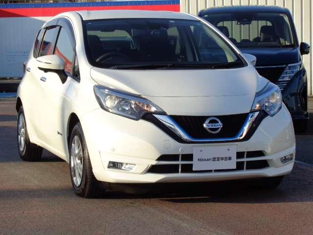 ノート １．２　ｅ－ＰＯＷＥＲ　Ｘ　メモリーナビ　ＡＶＭ　エマブレ　ＬＤＷ　オ－トエアコン　スマートキープッシュスタート　１オーナ　メモリナビ　リアカメラ　車線逸脱　セキュリティ　ナビＴＶ　ドライブレコーダー　ダブルエアバック　ＥＴＣ（16枚目）