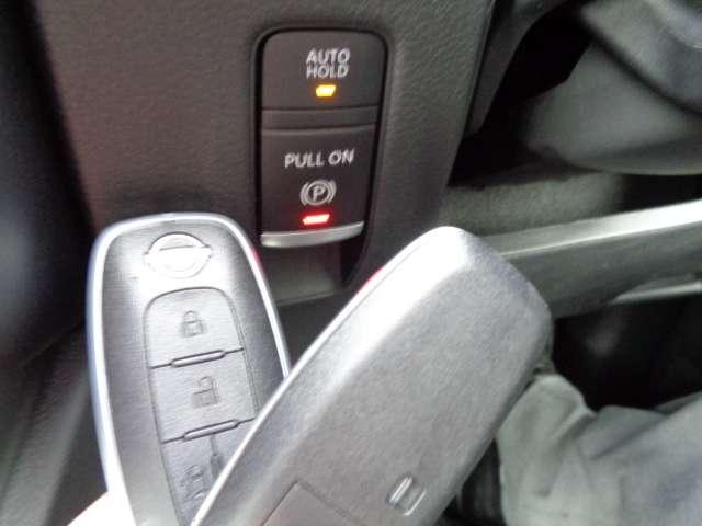 セレナ 1.4 e-4ORCE ハイウェイスターV 4WD 寒冷地クリア・ホットプラスPKG レーダークルコン フルセグTV レーンアシスト 寒冷地 LED 4WD フルオートエアコン ETC シートヒーター 3列シート ドラレコ 禁煙車 アルミホイール(10枚目)