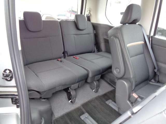 セレナ 1.4 e-4ORCE ハイウェイスターV 4WD 寒冷地クリア・ホットプラスPKG レーダークルコン フルセグTV レーンアシスト 寒冷地 LED 4WD フルオートエアコン ETC シートヒーター 3列シート ドラレコ 禁煙車 アルミホイール(23枚目)