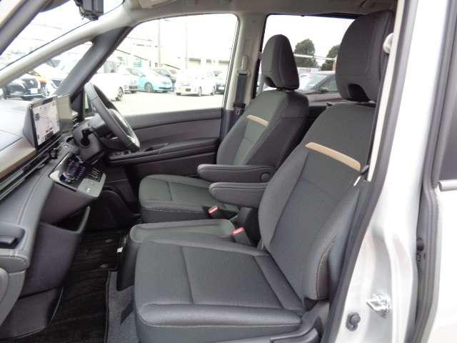 セレナ 1.4 e-4ORCE ハイウェイスターV 4WD 寒冷地クリア・ホットプラスPKG レーダークルコン フルセグTV レーンアシスト 寒冷地 LED 4WD フルオートエアコン ETC シートヒーター 3列シート ドラレコ 禁煙車 アルミホイール(31枚目)