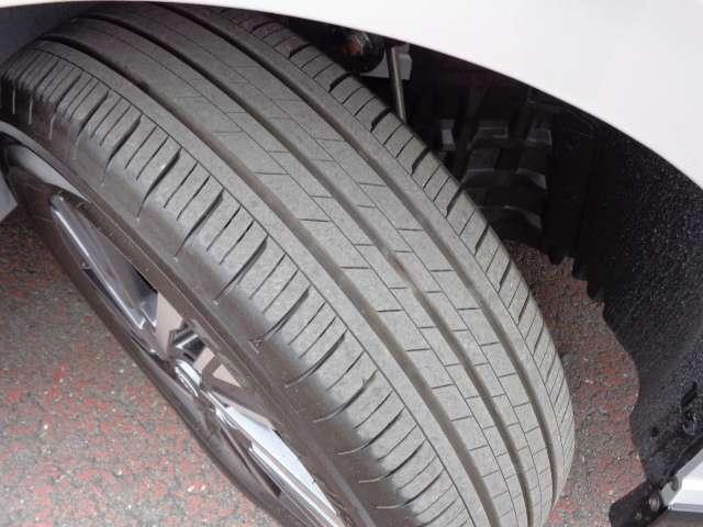 セレナ 1.4 e-4ORCE ハイウェイスターV 4WD 寒冷地クリア・ホットプラスPKG レーダークルコン フルセグTV レーンアシスト 寒冷地 LED 4WD フルオートエアコン ETC シートヒーター 3列シート ドラレコ 禁煙車 アルミホイール(33枚目)