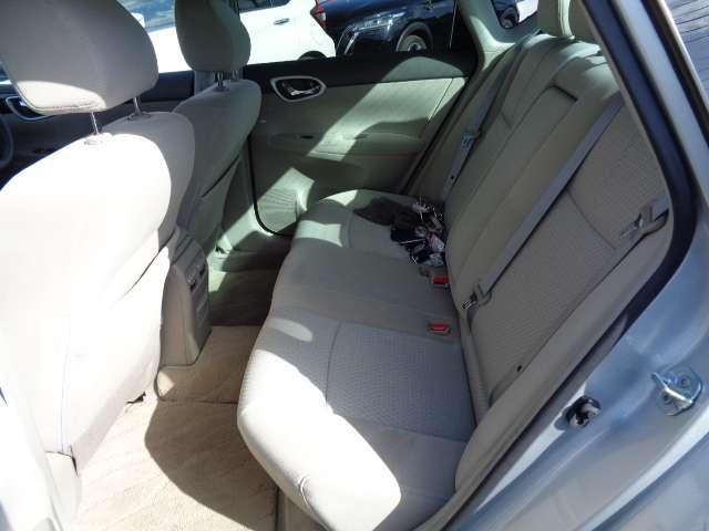 �u�f�B�[���[�͍����I�v�Ƃ����C���[�W���������ł����H���X�́A�����ԐłȂǂ̐ŋ�����Ȃ�u�@���p�v�Ȃǂ̏��o����܂߂����z�\���ɂĂ��Ԃ����Љ�Ă���܂��B���Ԃ̂��l�i�͑��z�Ŕ�ׂĂ݂Ă���������