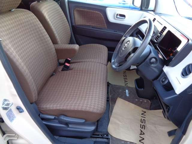 モコ ６６０　Ｇ　イモビライザー　パワーステアリング　ワンオーナー　運転席エアバッグ　オートエアコン　アルミホイール　パワーウィンドウ　Ｗエアバッグ　ＡＢＳ　キーレス（9枚目）