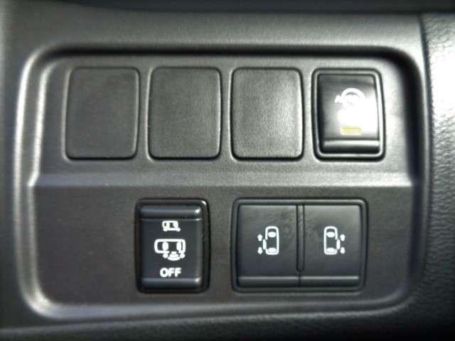 セレナ 2.0 ハイウェイスター V 後席モニター アラウンドビュー ETC レーダーC LEDランプ サイドエアバッグ アルミ 三列シート ワンオーナー エアバッグ LDP キーフリー ETC ナビTV Aストップ パワーウインドウ(12枚目)