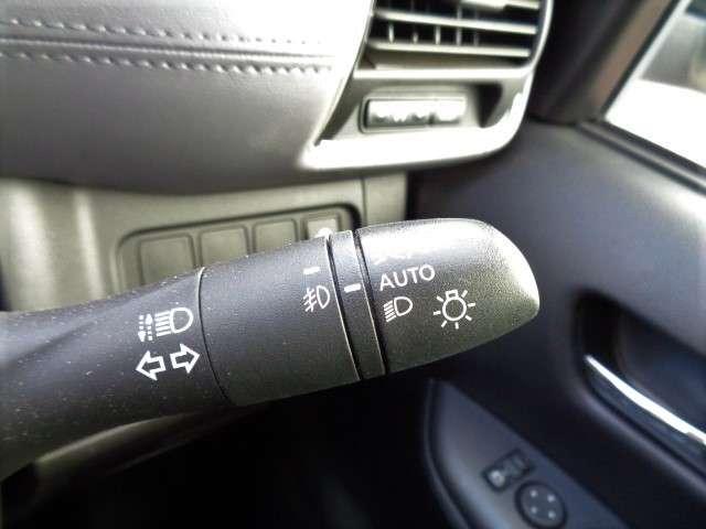 セレナ 2.0 ハイウェイスター V 後席モニター アラウンドビュー ETC レーダーC LEDランプ サイドエアバッグ アルミ 三列シート ワンオーナー エアバッグ LDP キーフリー ETC ナビTV Aストップ パワーウインドウ(31枚目)