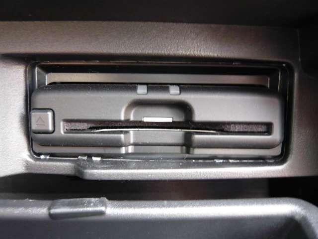 セレナ １．２　ｅ－ＰＯＷＥＲ　ハイウェイスター　Ｖ　後席用モニター装備当社下取りワンオーナー　キーレスエントリ　レーダークルーズＣ　衝突軽減ブレーキシステム　スマートキーＰスタート　１オーナ　３列シート　車線逸脱　ＬＥＤヘッドライト　ＥＴＣ　ＡＷ（12枚目）