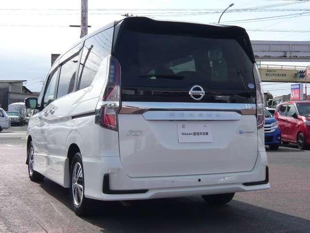 セレナ １．２　ｅ－ＰＯＷＥＲ　ハイウェイスター　Ｖ　後席用モニター装備当社下取りワンオーナー　キーレスエントリ　レーダークルーズＣ　衝突軽減ブレーキシステム　スマートキーＰスタート　１オーナ　３列シート　車線逸脱　ＬＥＤヘッドライト　ＥＴＣ　ＡＷ（22枚目）