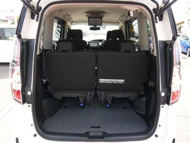 セレナ １．２　ｅ－ＰＯＷＥＲ　ハイウェイスター　Ｖ　後席用モニター装備当社下取りワンオーナー　キーレスエントリ　レーダークルーズＣ　衝突軽減ブレーキシステム　スマートキーＰスタート　１オーナ　３列シート　車線逸脱　ＬＥＤヘッドライト　ＥＴＣ　ＡＷ（33枚目）