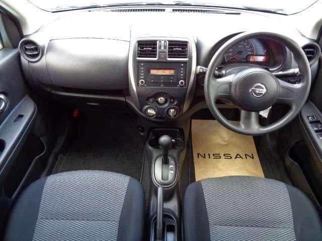 マーチ １．２　Ｓ　ＶＤＣ　ＡＭ・ＦＭチューナ－　リモコンキ－　ダブルエアバック　運転席エアバック　ワンオーナ－　リモコンキー　パワーウインド　ＰＳ　マニュアルエアコン　ＡＢＳ（3枚目）