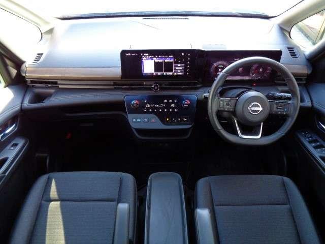 セレナ １．４　ｅ－４ＯＲＣＥ　ハイウェイスターＶ　４ＷＤ　社用車ＵＰ　後席モニタ－　寒冷地仕様　シ－トヒ－タ－　展示・試乗車ＵＰ　スマートキー　追従クルーズ　フルセグ　レーンキープアシスト　ＬＥＤヘッドランプ　寒冷地仕様　４ＷＤ　ドラレコ　フルオートエアコン（3枚目）