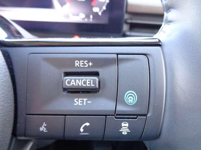 セレナ １．４　ｅ－４ＯＲＣＥ　ハイウェイスターＶ　４ＷＤ　社用車ＵＰ　後席モニタ－　寒冷地仕様　シ－トヒ－タ－　展示・試乗車ＵＰ　スマートキー　追従クルーズ　フルセグ　レーンキープアシスト　ＬＥＤヘッドランプ　寒冷地仕様　４ＷＤ　ドラレコ　フルオートエアコン（13枚目）