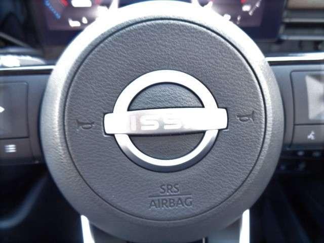 セレナ １．４　ｅ－４ＯＲＣＥ　ハイウェイスターＶ　４ＷＤ　社用車ＵＰ　後席モニタ－　寒冷地仕様　シ－トヒ－タ－　展示・試乗車ＵＰ　スマートキー　追従クルーズ　フルセグ　レーンキープアシスト　ＬＥＤヘッドランプ　寒冷地仕様　４ＷＤ　ドラレコ　フルオートエアコン（50枚目）