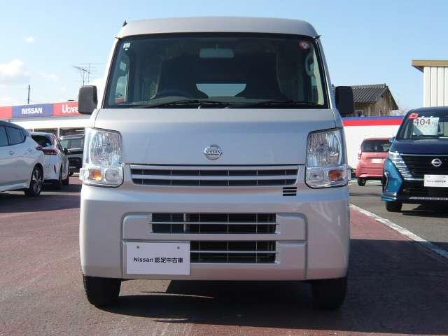 ＮＶ１００クリッパーバン ６６０　ＤＸ　ハイルーフ　５ＡＧＳ車　当社下取りワンオーナー車　ナビＴＶ　メモリーナビ　デュアルエアバック　ワンセグＴＶ　ワンオーナー車　キーレス　ＰＳ　ＡＢＳ付き　運転席エアバック　エアコン（11枚目）