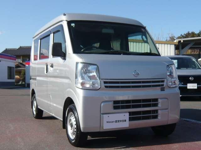 ＮＶ１００クリッパーバン ６６０　ＤＸ　ハイルーフ　５ＡＧＳ車　当社下取りワンオーナー車　ナビＴＶ　メモリーナビ　デュアルエアバック　ワンセグＴＶ　ワンオーナー車　キーレス　ＰＳ　ＡＢＳ付き　運転席エアバック　エアコン（12枚目）