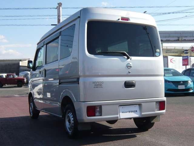 ＮＶ１００クリッパーバン ６６０　ＤＸ　ハイルーフ　５ＡＧＳ車　当社下取りワンオーナー車　ナビＴＶ　メモリーナビ　デュアルエアバック　ワンセグＴＶ　ワンオーナー車　キーレス　ＰＳ　ＡＢＳ付き　運転席エアバック　エアコン（17枚目）