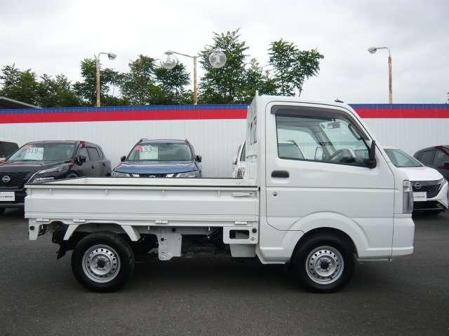 ６６０　ＤＸ　４ＷＤ　当社下取り車両　パワーステ　運転席助手席エアバック　１オーナー　エアコン　切替４ＷＤ　運転席エアバッグ　メンテナンスノート　ＡＢＳ（画像13）