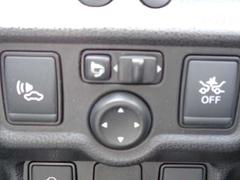 ���ޡ������󥷡��֥졼��������������κݤ�֥졼���򥢥����Ȥ����ﳲ�ηڸ��򤷤Ƥ���ޤ��� 3