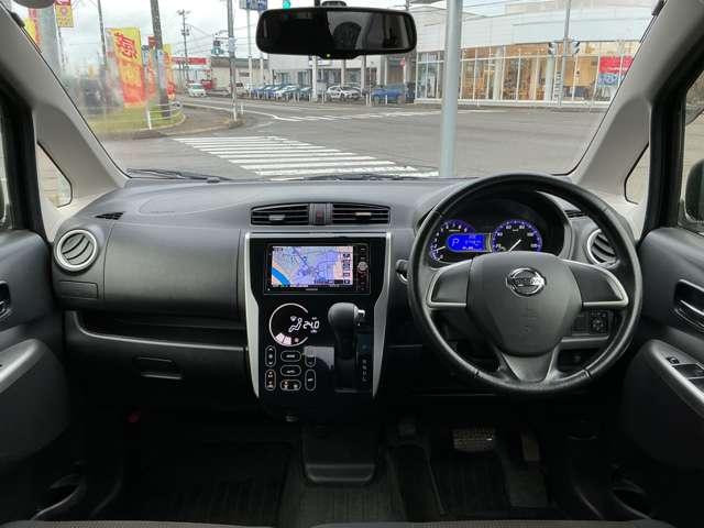 デイズ ６６０　ハイウェイスターＸ　４ＷＤ　社外ナビ付き（2枚目）