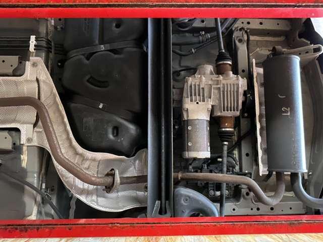 ノート １．２　Ｘ　ＦＯＵＲ　４ＷＤ　ワンオーナー（18枚目）