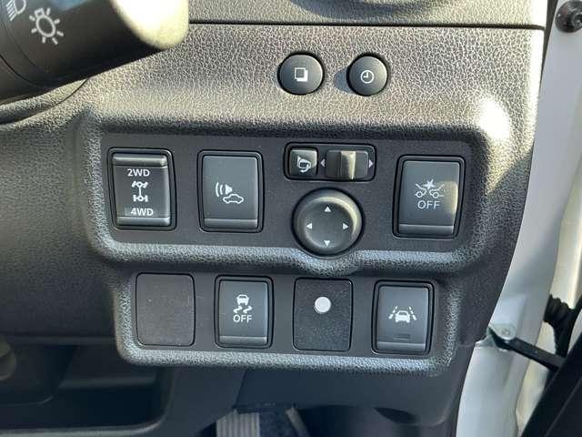 ノート 1.2 e-POWER X FOUR シーギア 4WD(10枚目)