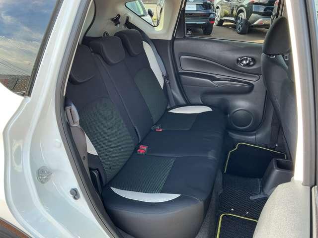 ノート 1.2 e-POWER X FOUR シーギア 4WD(11枚目)