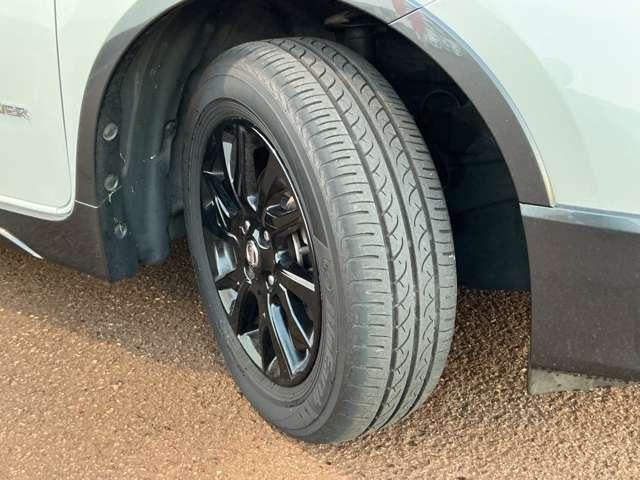 ノート 1.2 e-POWER X FOUR シーギア 4WD(14枚目)