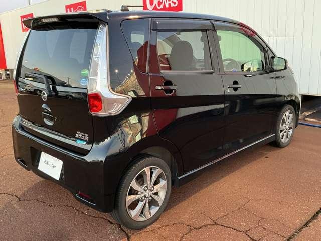 デイズ ６６０　ハイウェイスターＧ　４ＷＤ　ワンオーナー（4枚目）