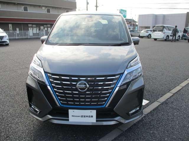セレナ e-パワー ハイウェイスターV 日産プレミアム認定中古車(2年保証 走行距離無制限) 日産プロパイロット機能 純正ナビ アラウンドビューモニタ LEDヘッドライト 社外ドライブレコーダー ETC 両側オートスライドドア(3枚目)