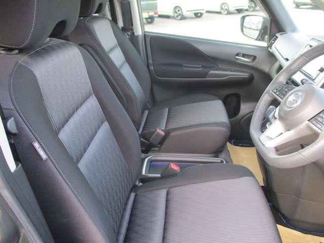 セレナ e-パワー ハイウェイスターV 日産プレミアム認定中古車(2年保証 走行距離無制限) 日産プロパイロット機能 純正ナビ アラウンドビューモニタ LEDヘッドライト 社外ドライブレコーダー ETC 両側オートスライドドア(8枚目)