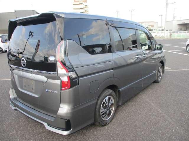 セレナ e-パワー ハイウェイスターV 日産プレミアム認定中古車(2年保証 走行距離無制限) 日産プロパイロット機能 純正ナビ アラウンドビューモニタ LEDヘッドライト 社外ドライブレコーダー ETC 両側オートスライドドア(15枚目)