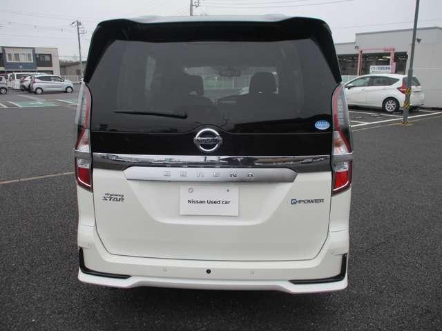 セレナ e-パワー ハイウェイスターV 日産プレミアム認定中古車(2年保証 走行距離無制限) 日産プロパイロット機能 純正大画面ナビ アラウンドビューモニタ LEDヘッドライト ETC 純正ドラレコ スマートルームミラー(15枚目)