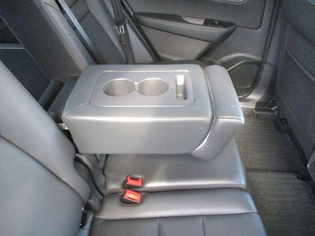 エクストレイル G e-4ORCE 日産プレミアム認定中古車(2年保証 走行距離無制限) 当社元試乗車 日産プロパイロット機能 メーカーオプションナビ アラウンドビューモニタ 全席シートヒーター 電動バックドア LEDヘッドライト(8枚目)