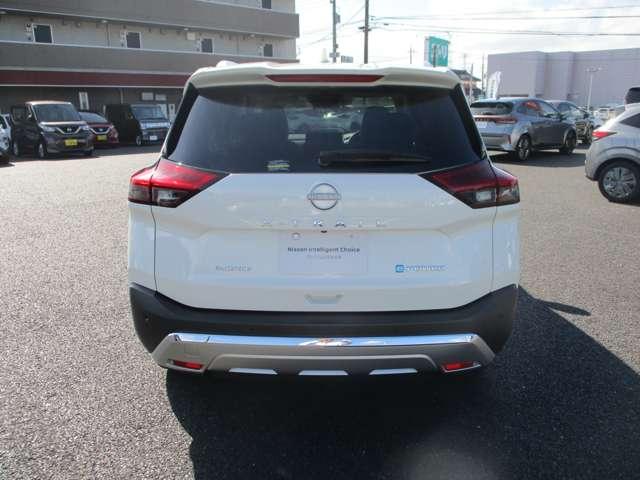 エクストレイル G e-4ORCE 日産プレミアム認定中古車(2年保証 走行距離無制限) 当社元試乗車 日産プロパイロット機能 メーカーオプションナビ アラウンドビューモニタ 全席シートヒーター 電動バックドア LEDヘッドライト(15枚目)