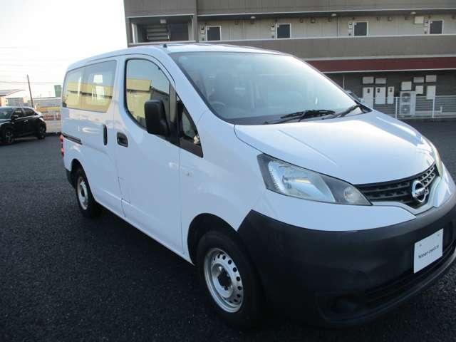 ＮＶ２００バネットバン １．６　ＤＸ　５人乗り／純正ナビＴＶ／リモコンキー／ＥＴＣ　点検記録簿　メモリーナビ　パワーステアリング　エアバック　マニュアルエアコン　ナビＴＶ　ＡＢＳ　ワンセグ　キーフリー　ＥＴＣ付き　ＷエアＢ（13枚目）