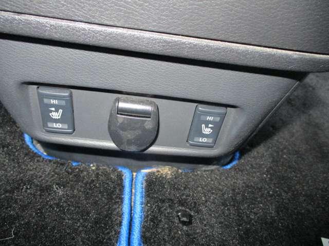 セレナ 1.2 e-POWER ハイウェイスター V 後席モニター/プロパイロット/シートヒータ 360°カメラ エマジェンシーブレーキ 1オナ 寒冷地仕様 スマキー バックカメラ 禁煙 LED レーンアシスト 点検記録簿付 ETC ドラレコ Aストップ イモビ フルオートエアコン アルミホイール(7枚目)