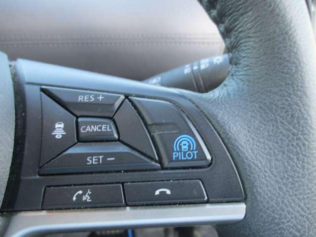 セレナ 1.2 e-POWER ハイウェイスター V 後席モニター/プロパイロット/シートヒータ 360°カメラ エマジェンシーブレーキ 1オナ 寒冷地仕様 スマキー バックカメラ 禁煙 LED レーンアシスト 点検記録簿付 ETC ドラレコ Aストップ イモビ フルオートエアコン アルミホイール(9枚目)