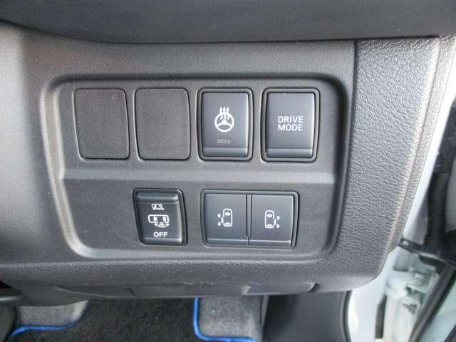 セレナ e-パワー ハイウェイスターV 先行初売り企画車 日産認定中古車(1年保証 走行距離無制限) プロパイロット ハンドルヒーター 前席シートヒーター 純正デカナビ 全方位モニタ LEDヘッドライト ETC 社外ドラレコ(12枚目)