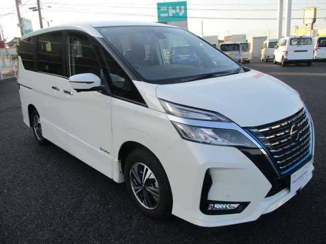 セレナ e-パワー ハイウェイスターV 先行初売り企画車 日産認定中古車(1年保証 走行距離無制限) プロパイロット ハンドルヒーター 前席シートヒーター 純正デカナビ 全方位モニタ LEDヘッドライト ETC 社外ドラレコ(16枚目)