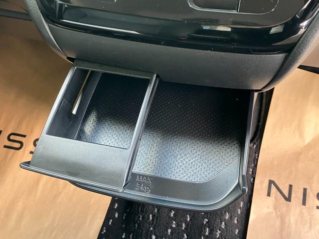 ルークス ハイウェイスター Gターボプロパイロットエディション 元試乗車 9インチメモリーナビ&全方位モニター プロパイロット SOSコール 衝突被害軽減 踏み間違い防止 レーンキープアシスト 両側ハンズフリーオートスライドドア 禁煙車 ターボ 日産ワイド保障1年(34枚目)