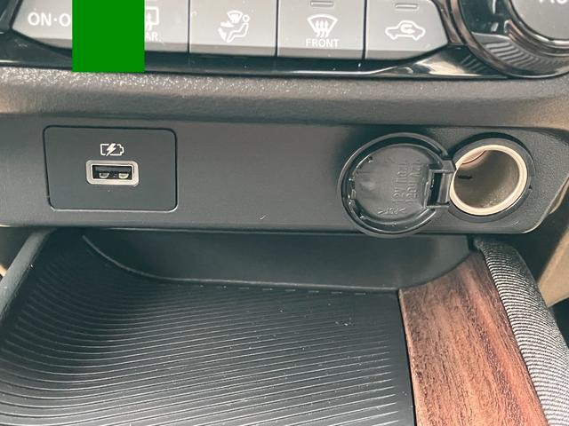 オーラ 1.2 G レザーエディション 9型メモリーナビ&全方位モニター ETC(17枚目)