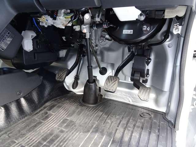 ＮＴ１００クリッパートラック ６６０　ＧＸ　４ＷＤ　純正ＣＤチューナー　リモコンキー（16枚目）