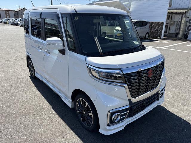 スペーシアカスタム ハイブリッドＸＳターボ　４ＷＤ　誤発信抑制　前席シートヒータ　ベンチシート　両側電動スライドドア　ＬＥＤヘッドライト　自動ハイビーム　スマートキー（3枚目）