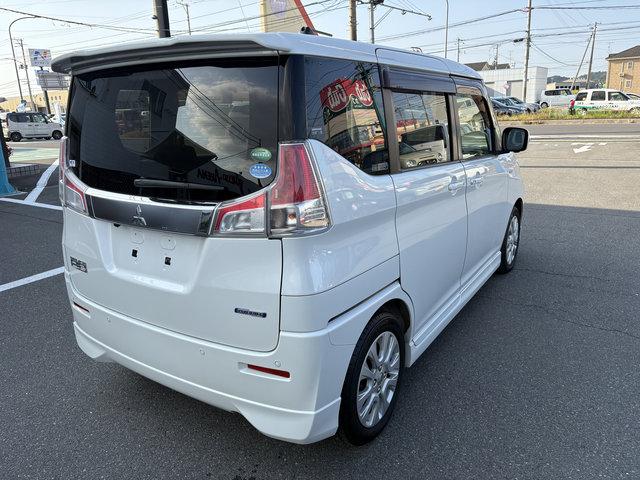 デリカD:2 ハイブリッドMZ 4WD オートエアコン パワステ 運・助エアバッグ ABS アイドリングストップ 横滑り防止 前席シートヒータ 外メモリーナビ(5枚目)