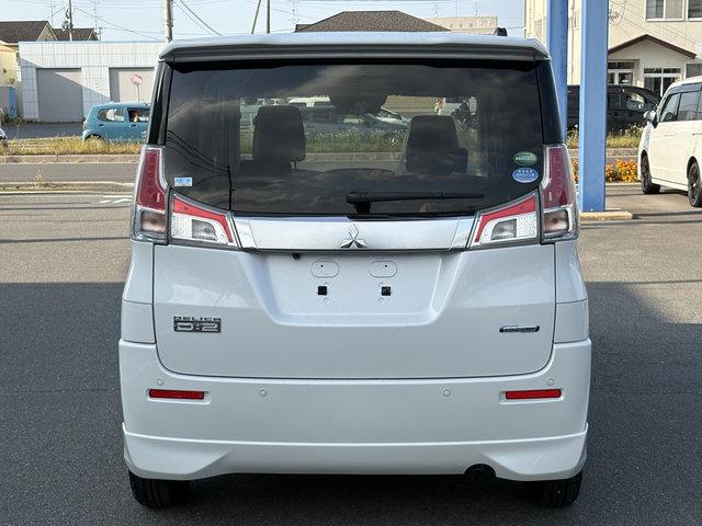 デリカD:2 ハイブリッドMZ 4WD オートエアコン パワステ 運・助エアバッグ ABS アイドリングストップ 横滑り防止 前席シートヒータ 外メモリーナビ(6枚目)