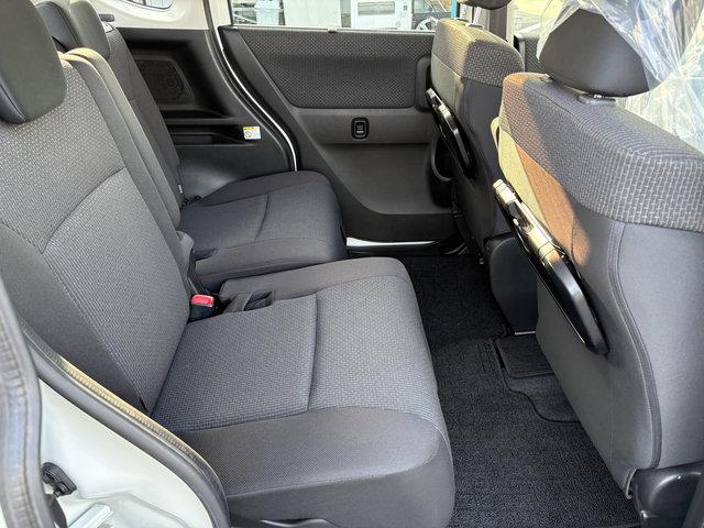 デリカD:2 ハイブリッドMZ 4WD オートエアコン パワステ 運・助エアバッグ ABS アイドリングストップ 横滑り防止 前席シートヒータ 外メモリーナビ(11枚目)