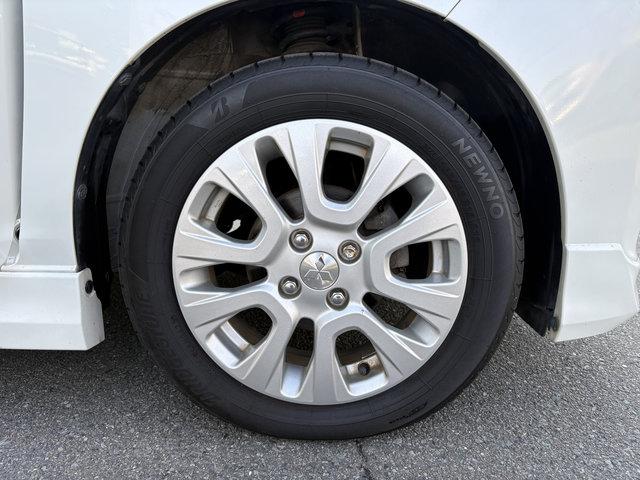 デリカD:2 ハイブリッドMZ 4WD オートエアコン パワステ 運・助エアバッグ ABS アイドリングストップ 横滑り防止 前席シートヒータ 外メモリーナビ(20枚目)