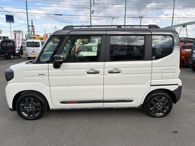 スペーシアギア ハイブリッドＸＺ　全方位モニター付メモリーナビゲーション（8枚目）