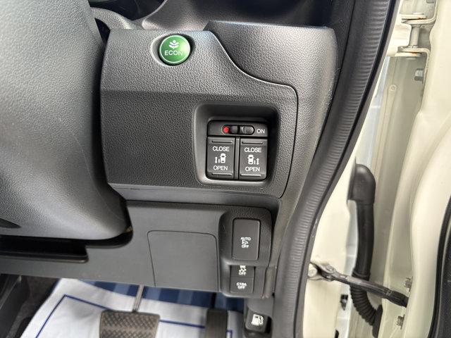 N-BOXカスタム G・Lパッケージ 4WD(14枚目)